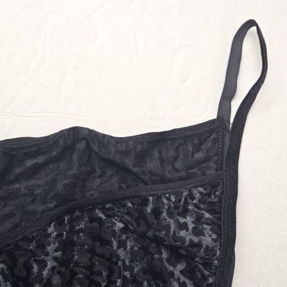 SKIMS SIDE STRING FLOCKED LOGO PANTY NWT - Picture 2 of 11